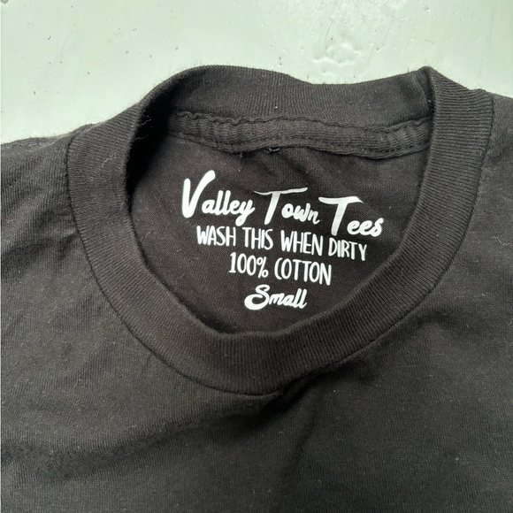 creepy black tshirt - Picture 3 of 3